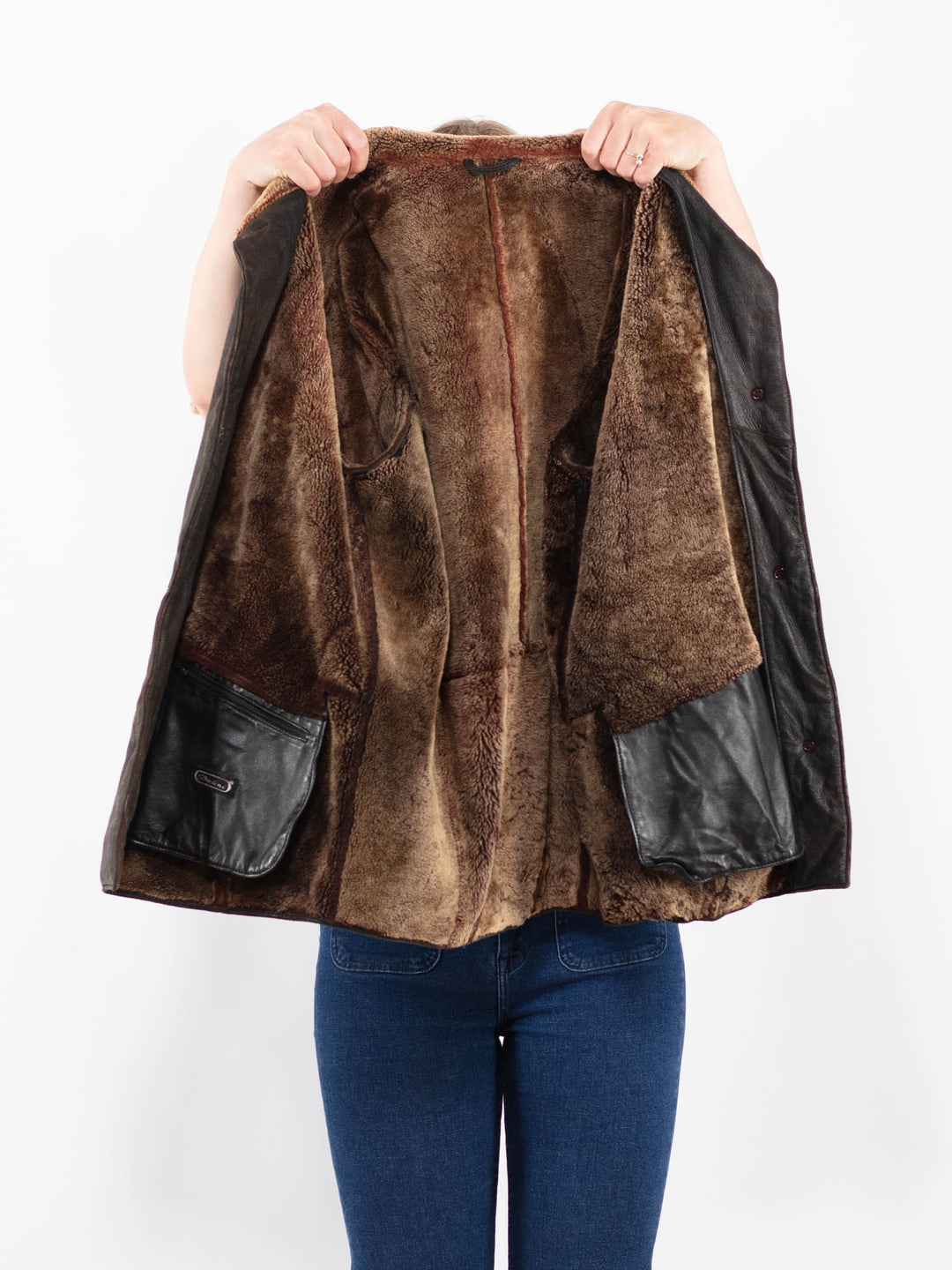 Vintage 90's Women Sheepskin Coat in BlackA0382