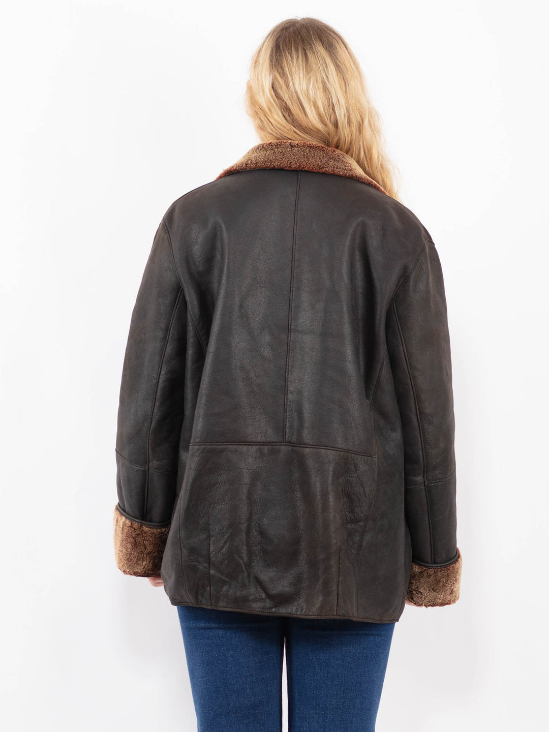 Vintage 90's Women Sheepskin Coat in BlackA0382