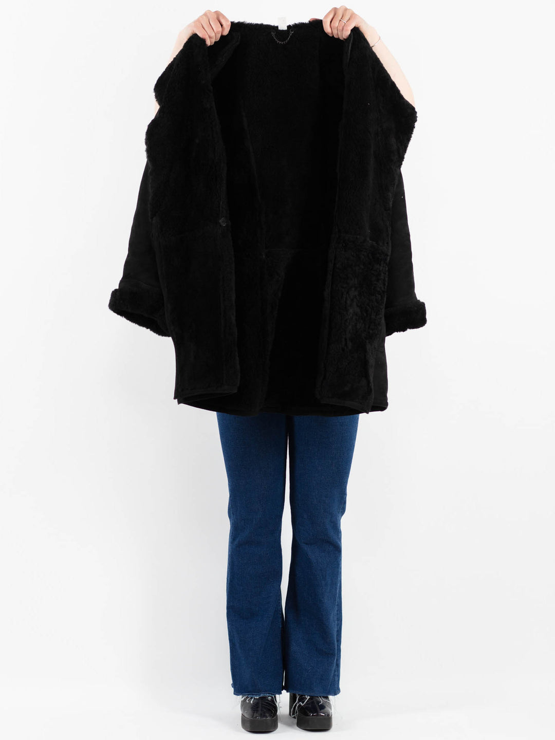 Vintage 90's Women Sheepskin in BlackV9882