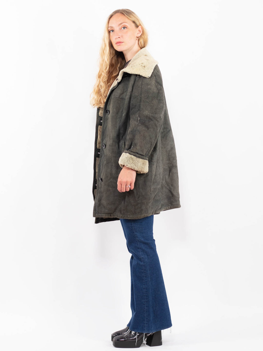 Vintage 90's Women Sheepskin Coat in GrayA0384