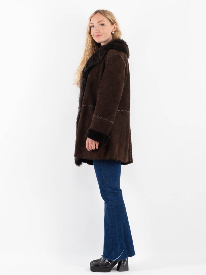 Vintage 90's Women Sheepskin Coat in BrownV9884