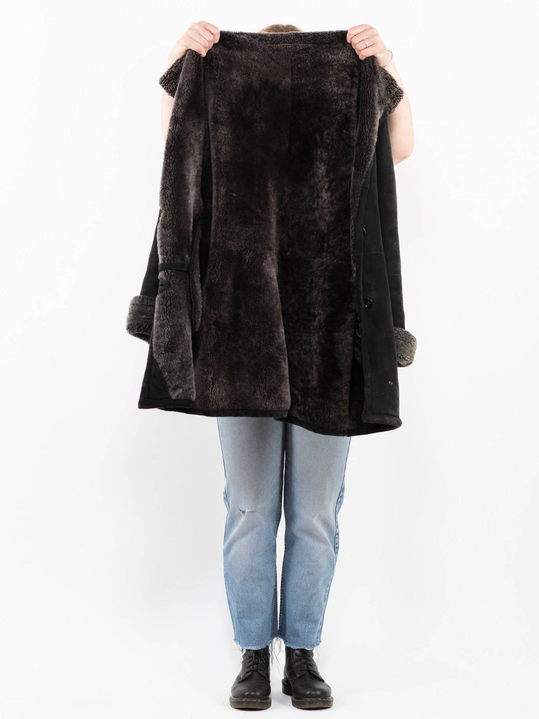 Vintage 90's Women Sheepskin in BlackA0285