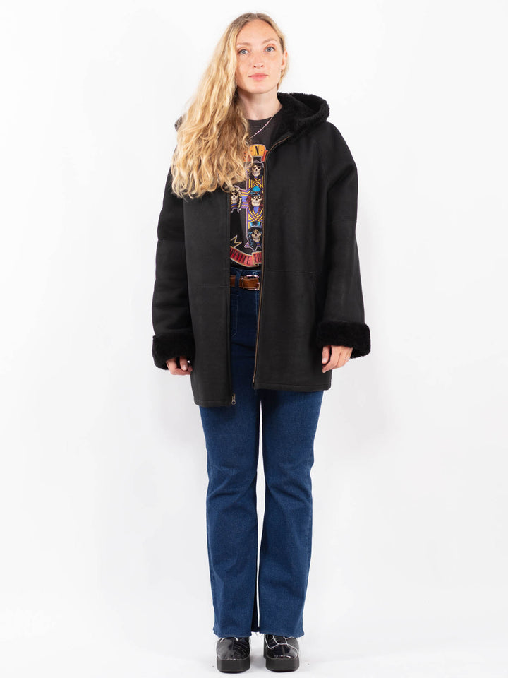 Vintage 90's Women Sheepskin Coat in BlackA0399