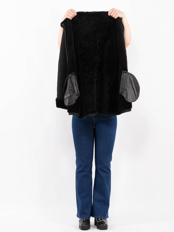 Vintage 90's Women Sheepskin Coat in BlackA0399