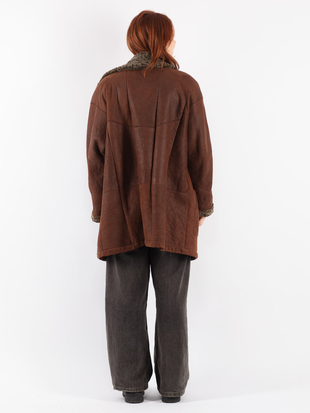Vintage 90's Women Sheepskin Coat in Brown