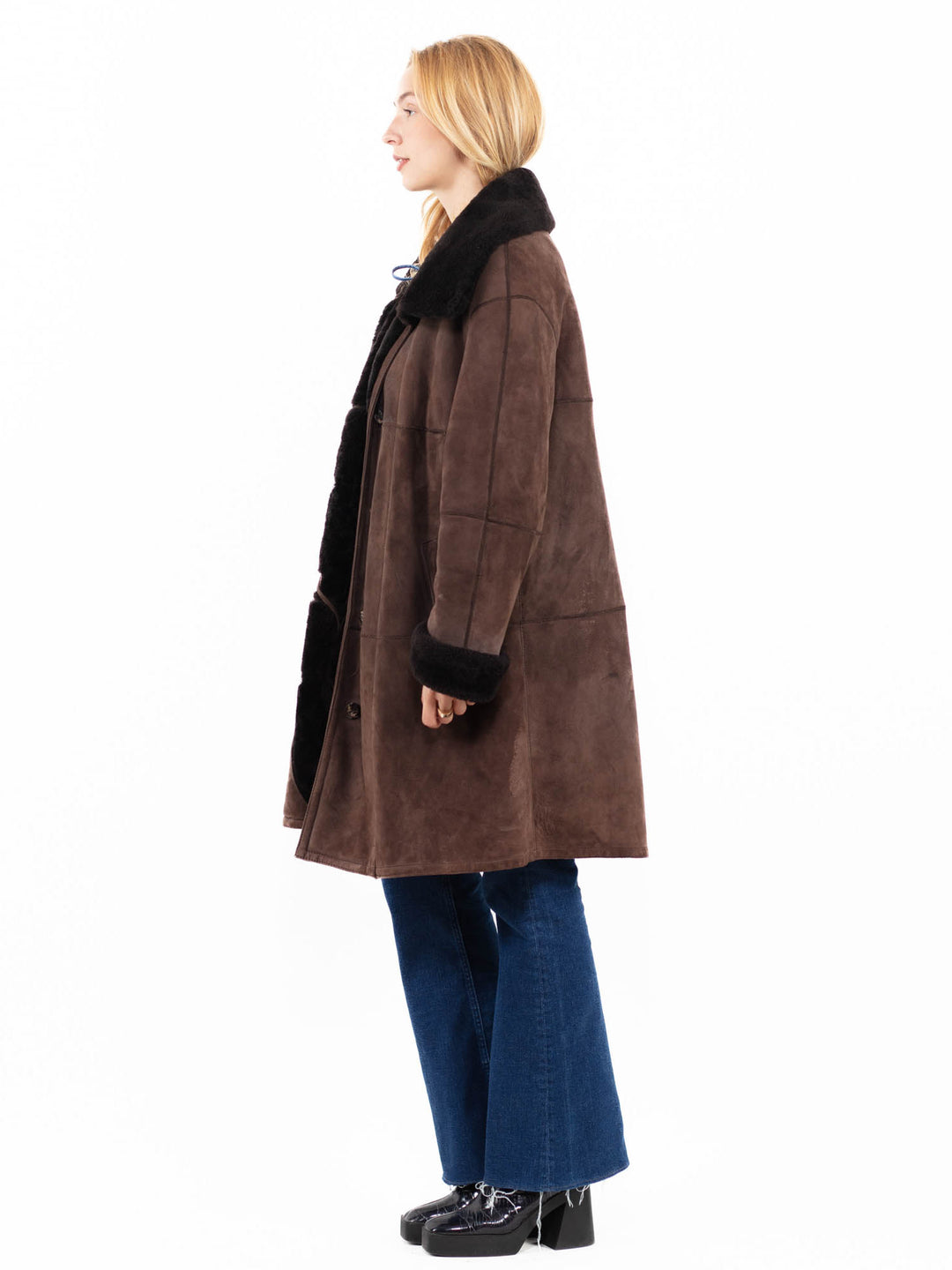 Vintage 90's Women Sheepskin Coat in BrownA0101