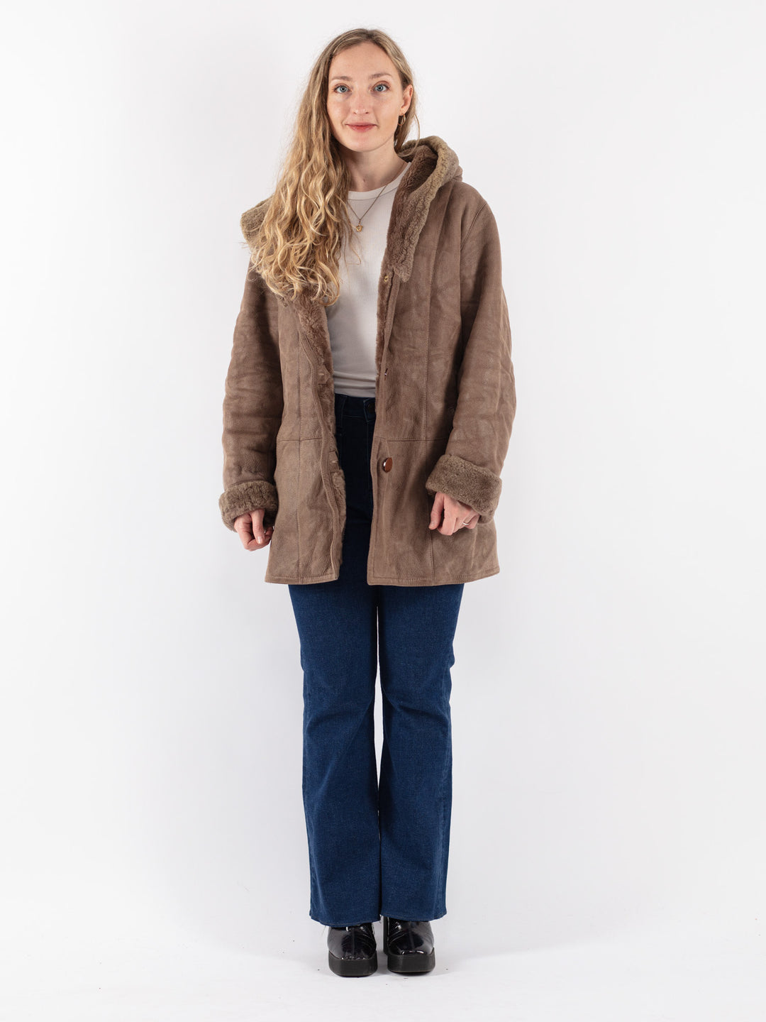 Vintage 90's Women Sheepskin Coat in Beige