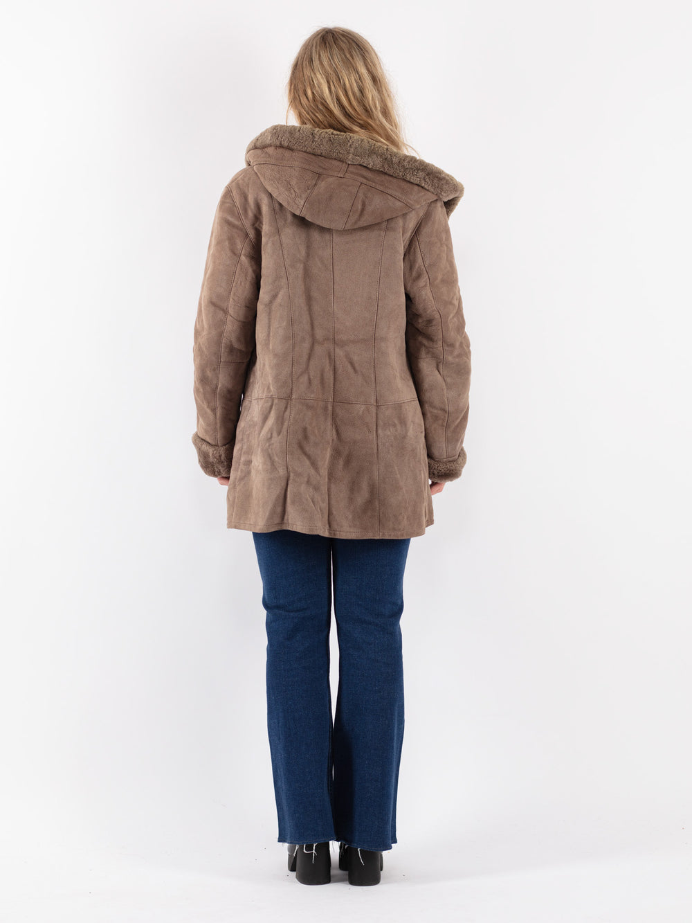 Vintage 90's Women Sheepskin Coat in Beige