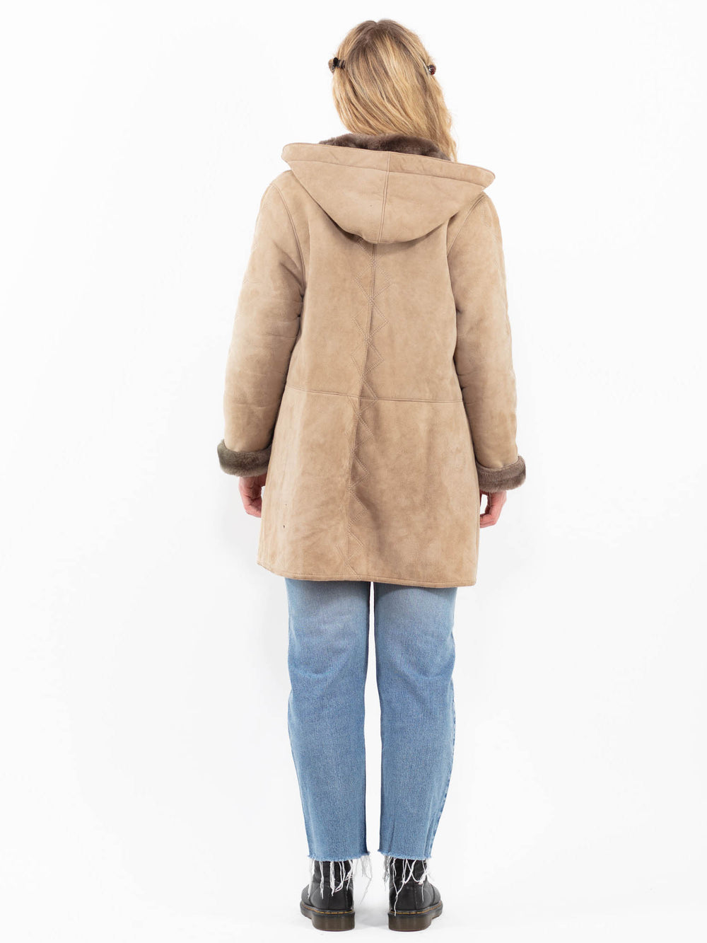 Vintage 90's Women Sheepskin Coat in BeigeA0324