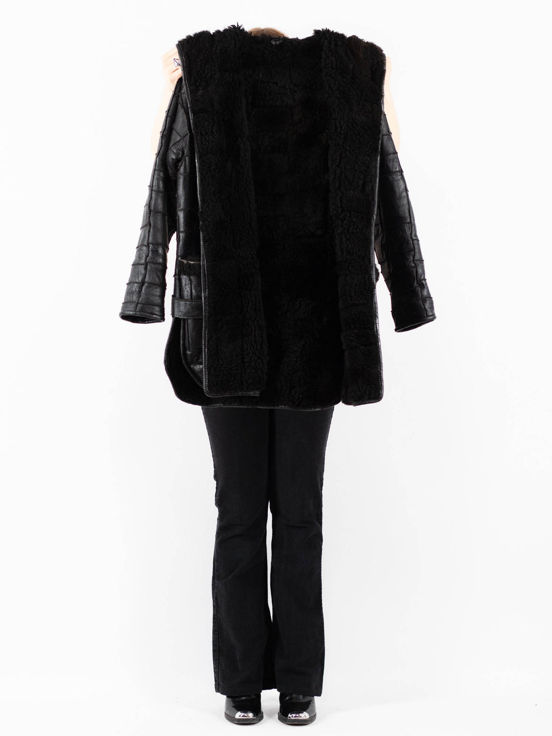 Vintage 90's Women Sheepskin Coat in BlackV9823