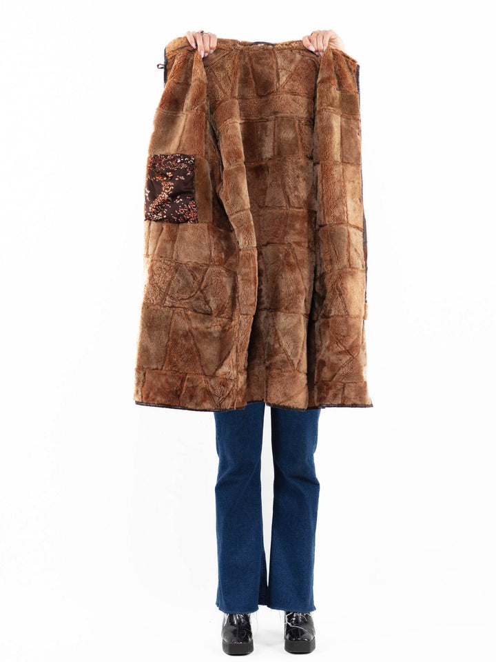 Vintage 90's Women Sheepskin Coat in BrownA0126