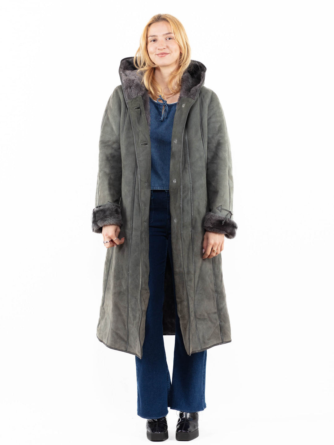 Vintage 90's Women Sheepskin Coat in GrayA0129