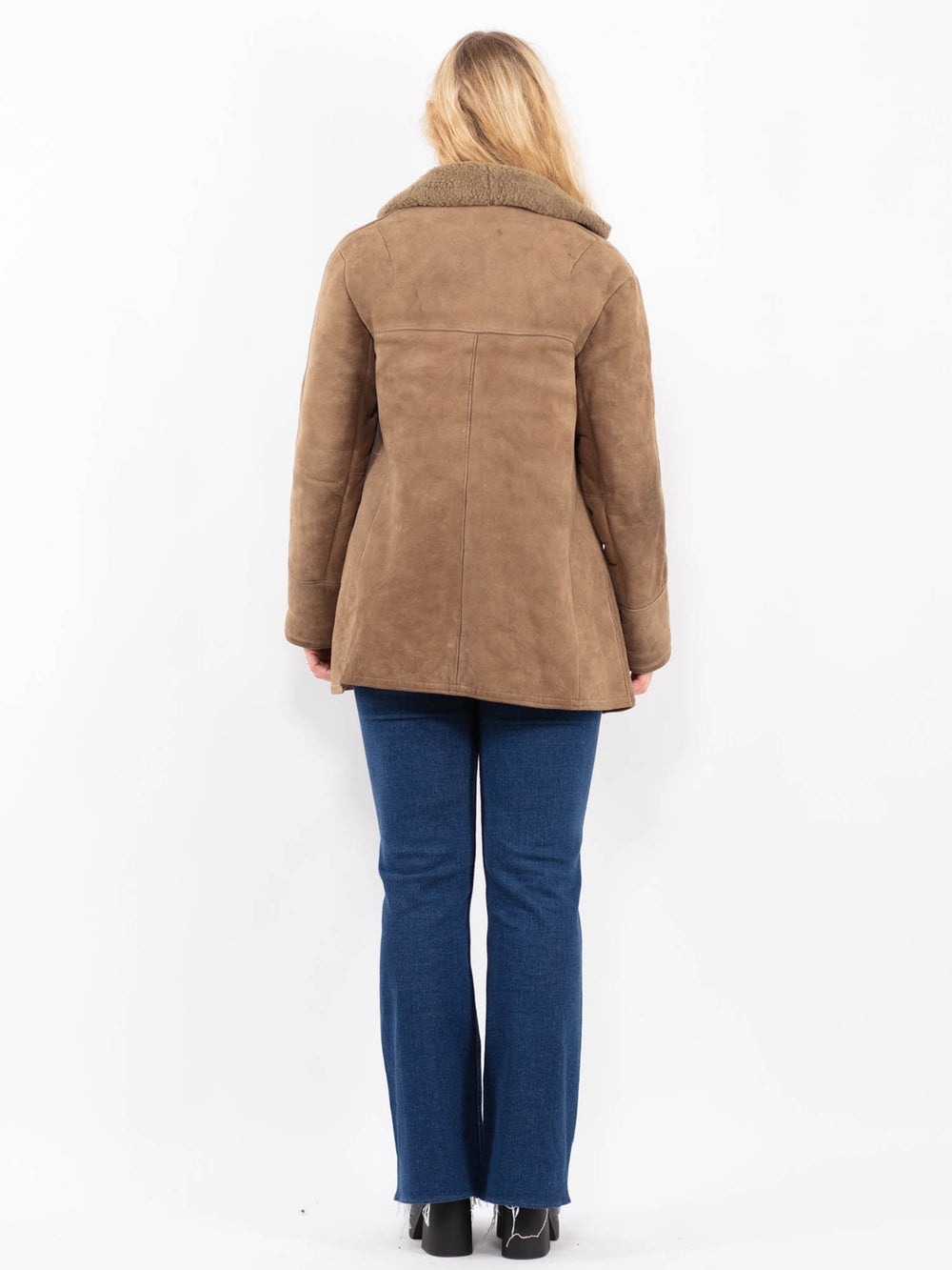 Vintage 90's Women Sheepskin Coat in BeigeA0458