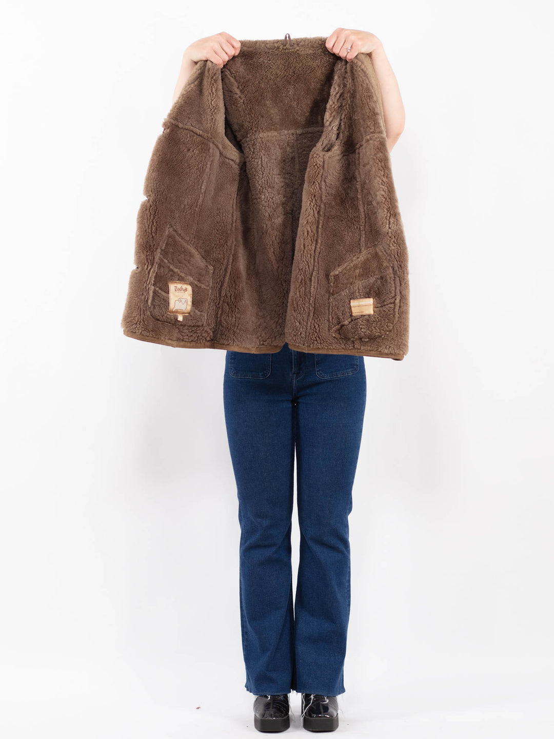 Vintage 90's Women Sheepskin Coat in BeigeA0458