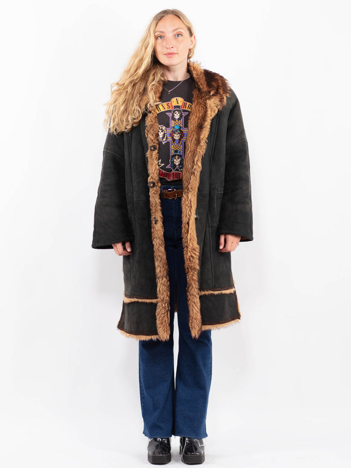 Vintage 90's Women Sheepskin Coat in BlackA0461