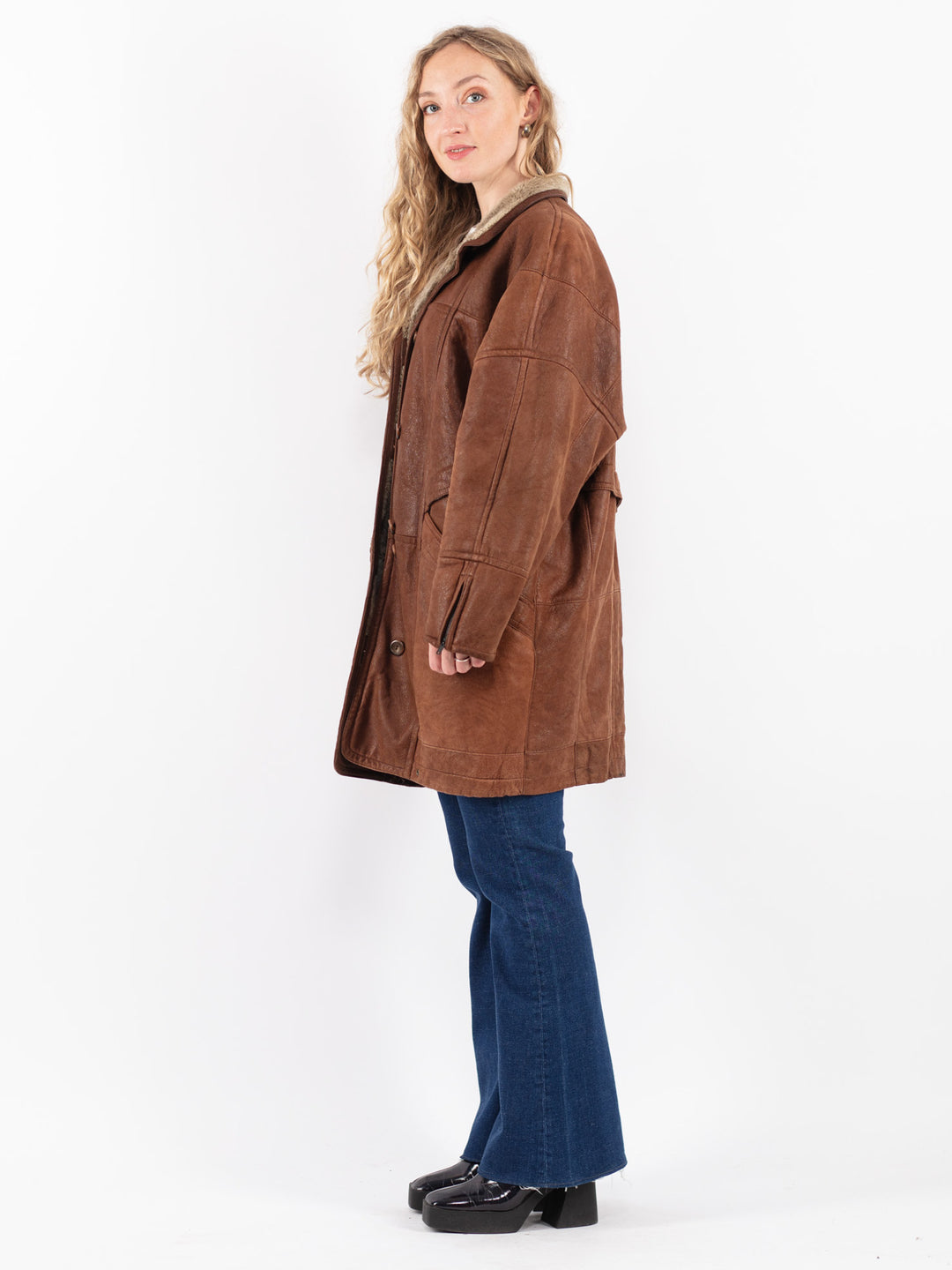 Vintage 90's Women Sheepskin Coat in Brown