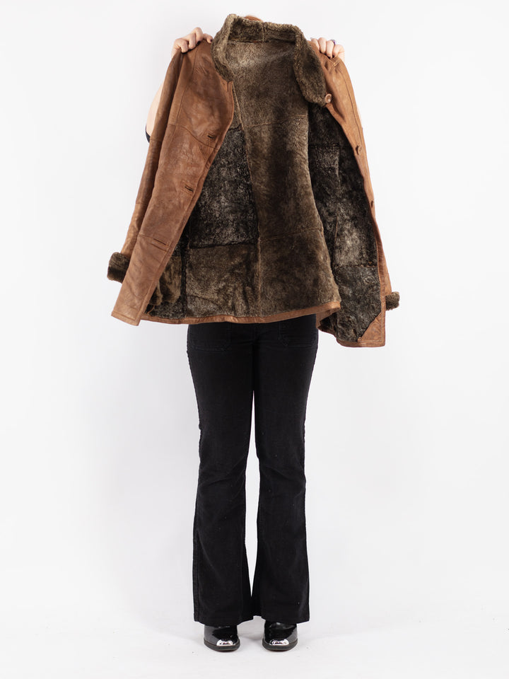 Vintage 90's Women Sheepskin Coat in Brown
