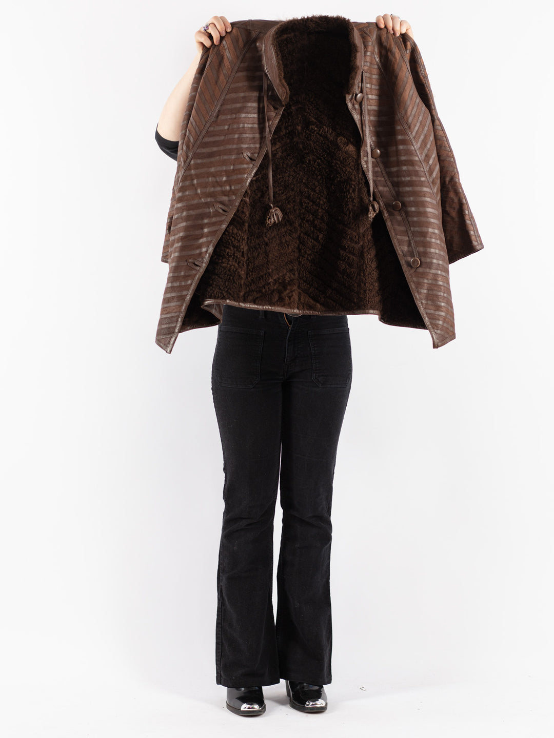 Vintage 90's Women Sheepskin Coat in Brown