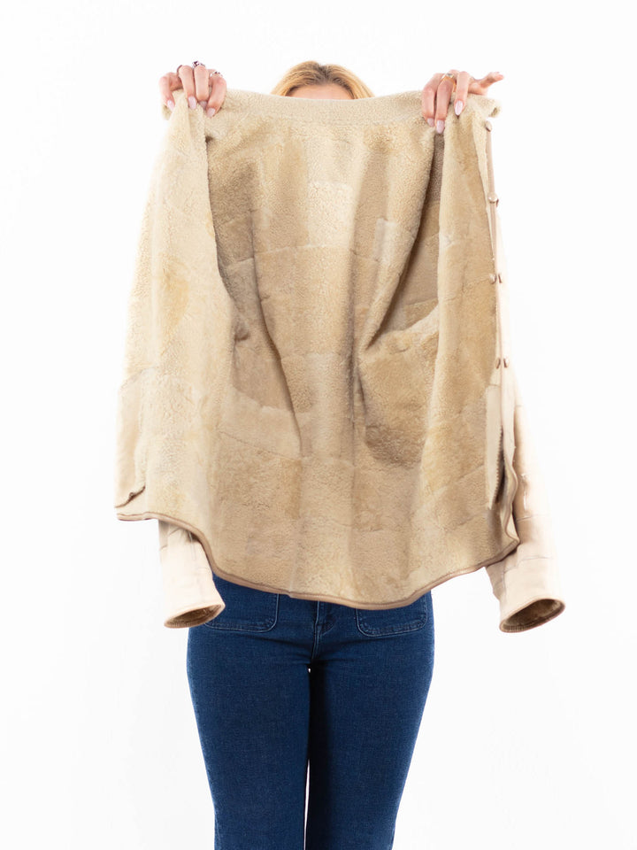 Vintage 90's Women Sheepskin Jacket in BeigeA0038