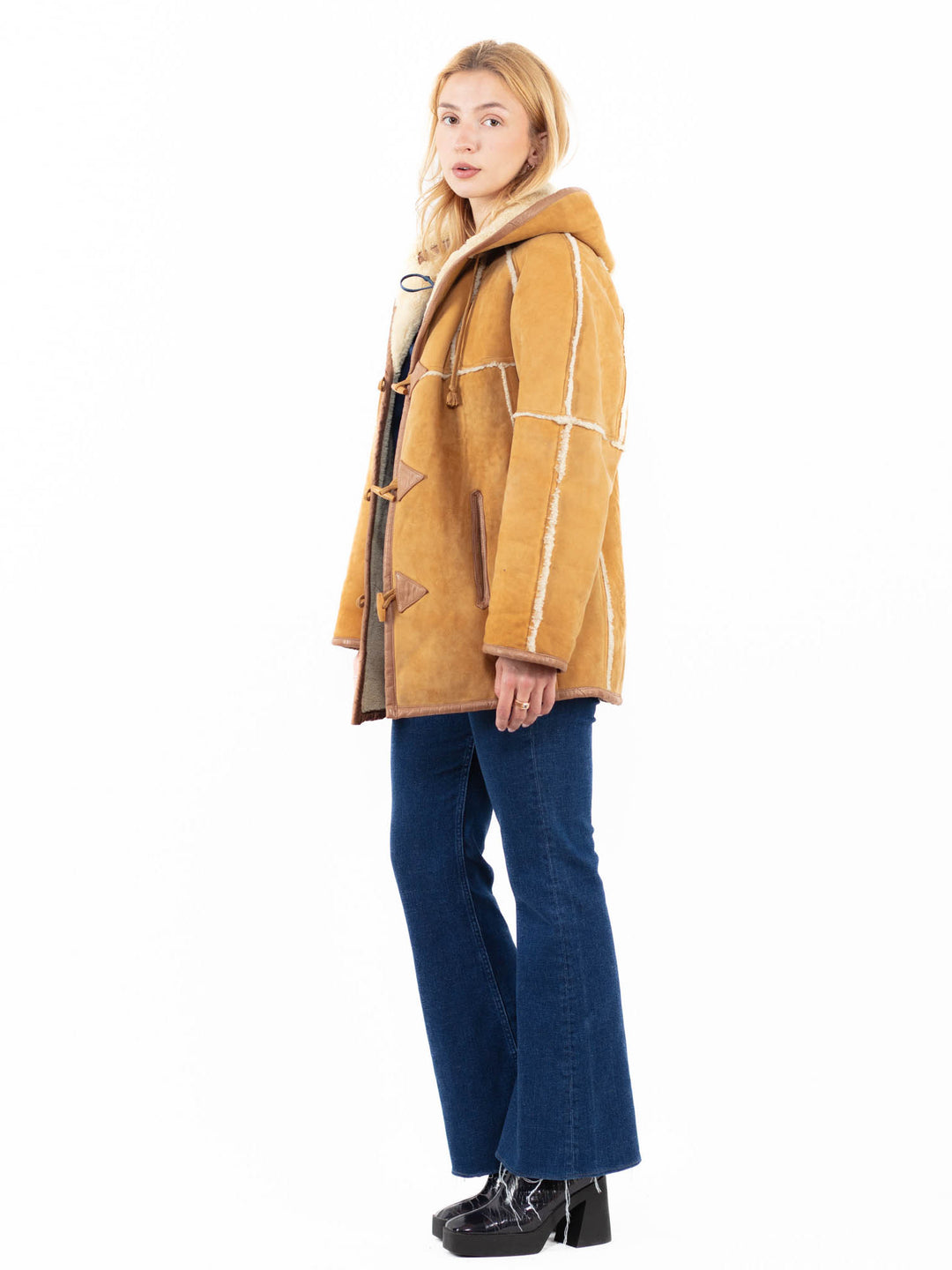 Vintage 90's Women Sheepskin Jacket in BeigeA0054