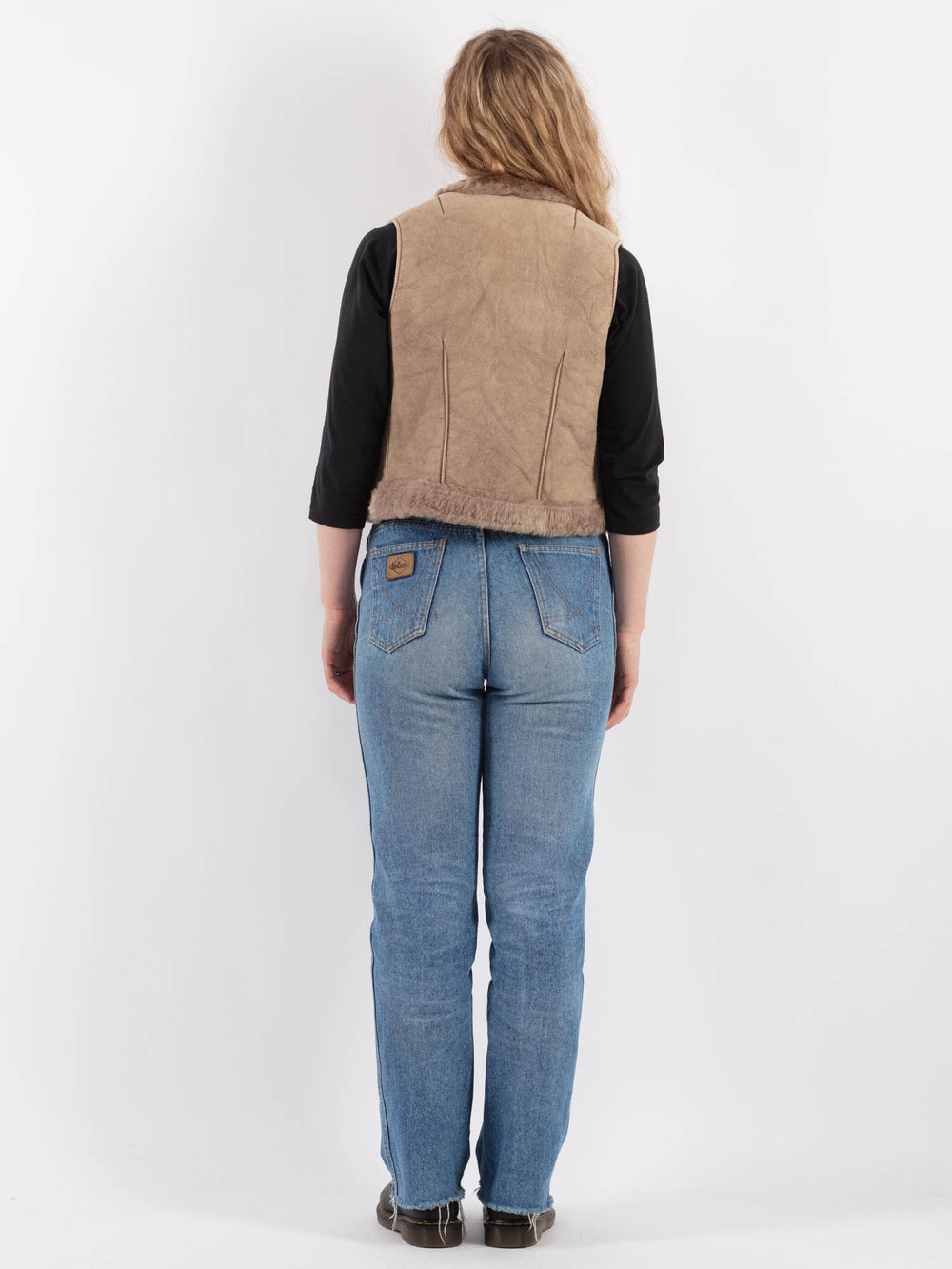 Vintage 90's Women Sheepskin Vest in BeigeV9332