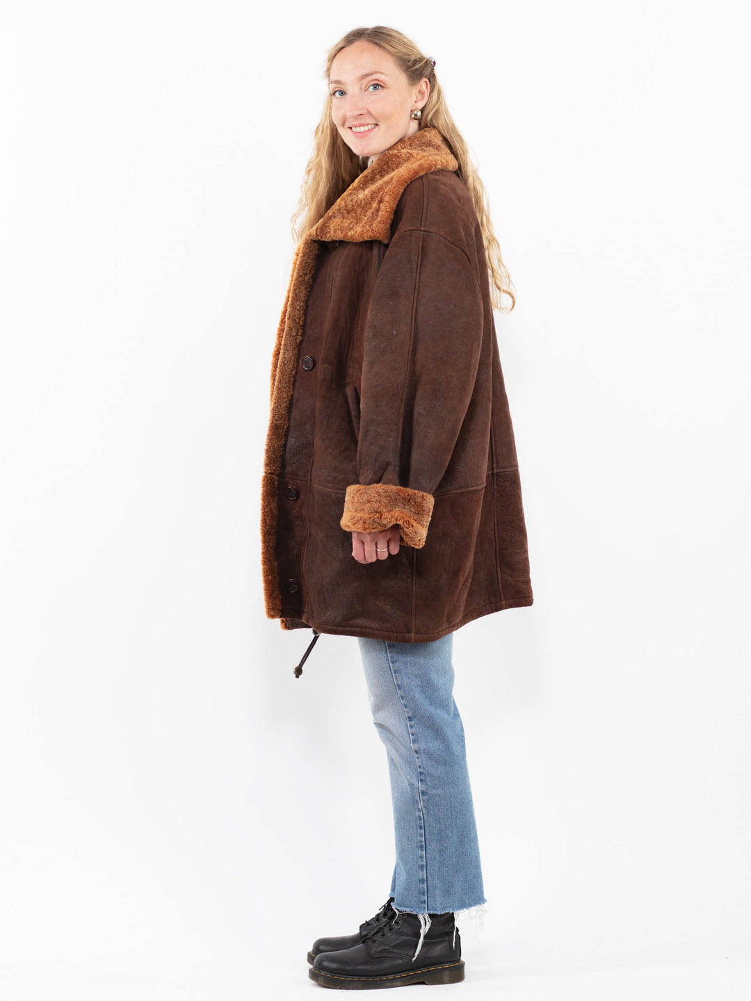 Vintage 90's Women Sheepskin Coat in BrownA0335