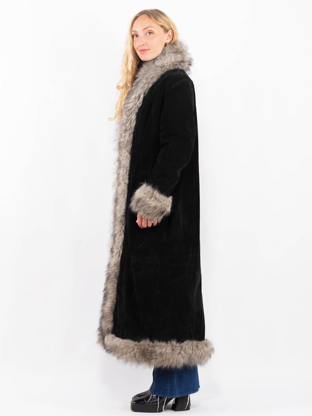 Vintage 90's Women Suede Sherpa Coat in BlackA0484