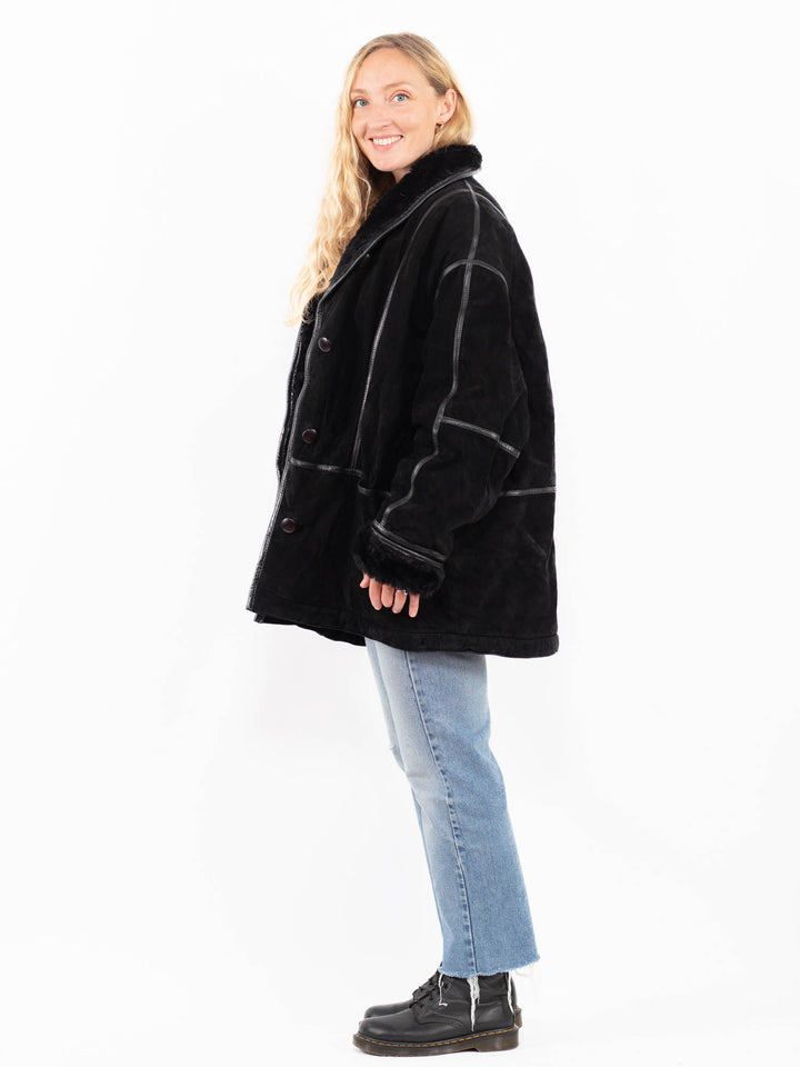 Vintage 90's Women Suede Sherpa Coat in BlackA0522