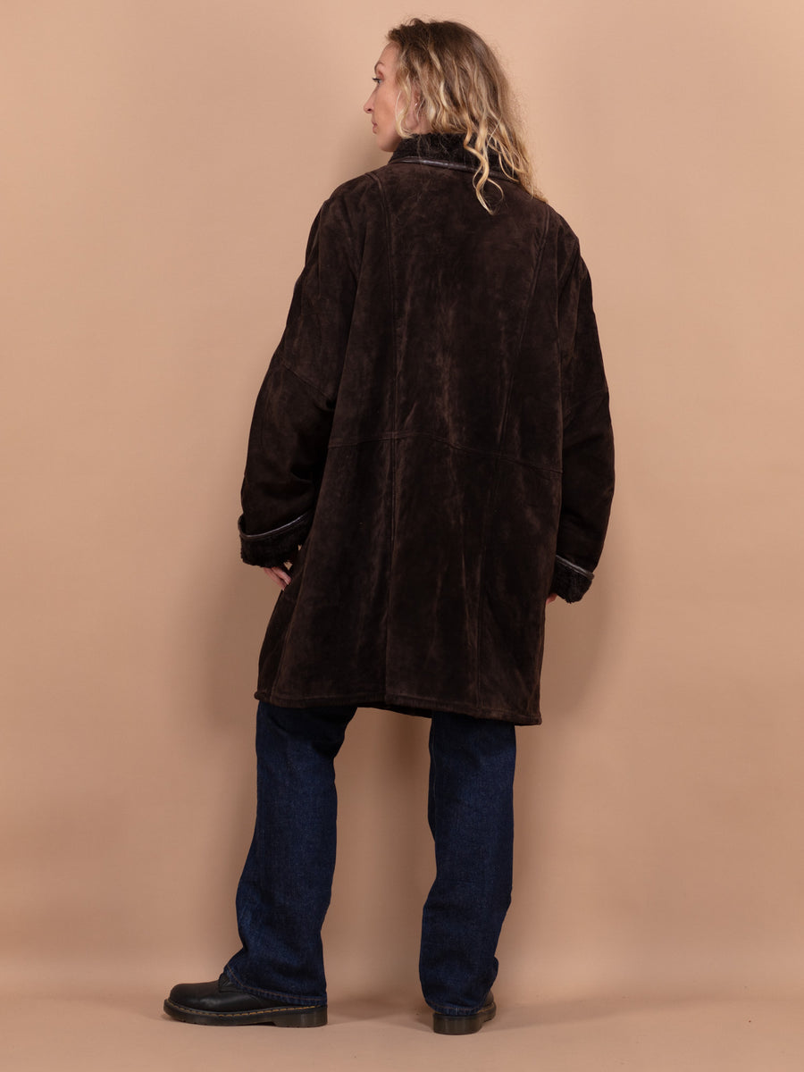 Vintage 80's Women Oversized Suede Coat in Brown