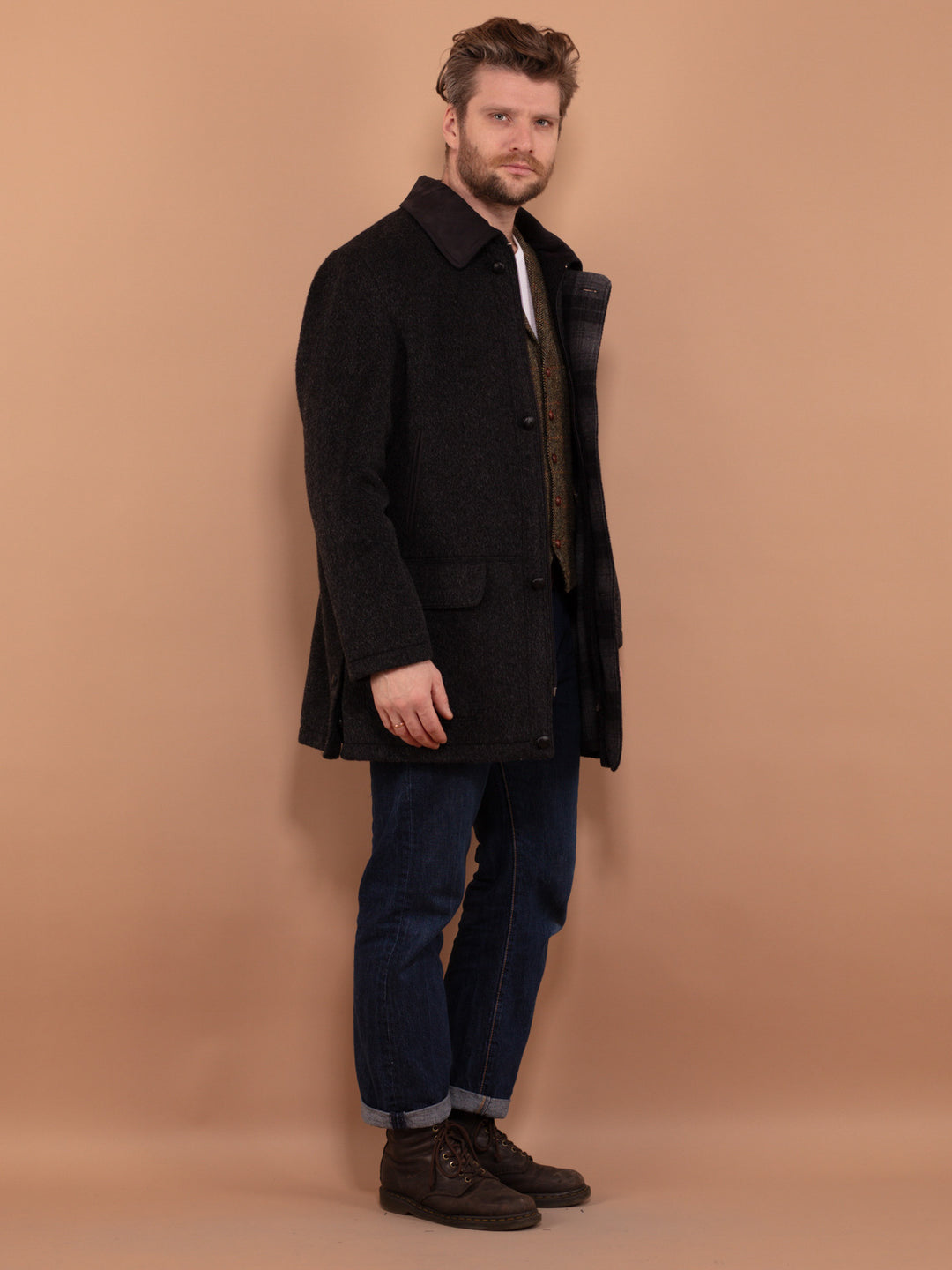 Vintage 90's Men Wool and Mohair Blend Coat in Dark Grey - NorthernGrip