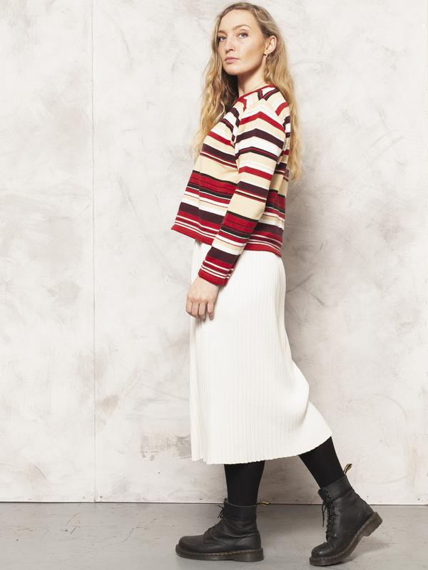Vintage 90's Striped Casual Women Sweater - NorthernGrip