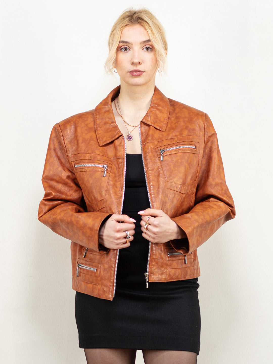 Vintage 80's Women Leather Bomber Jacket in Brown - NorthernGrip