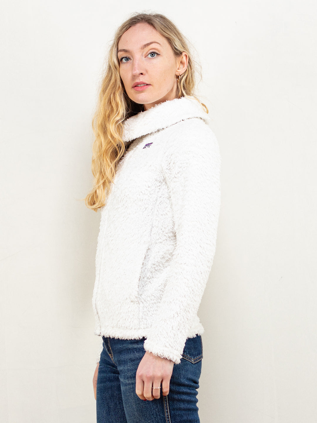 Vintage 90's Women Patagonia Full Zip Fleece in White - NorthernGrip