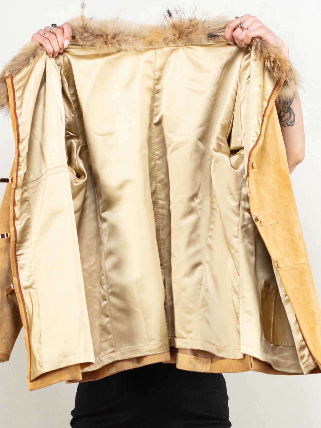 Vintage 70's Women Suede Jacket in Brown - NorthernGrip