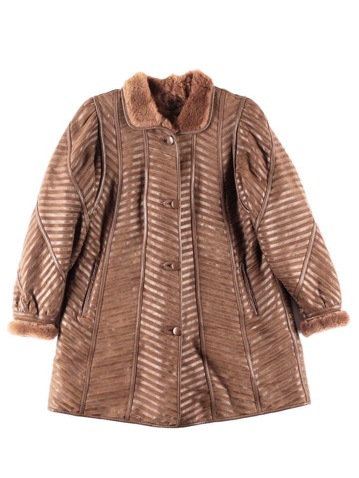 Vintage 00's Women Sheepskin Coat in Brown