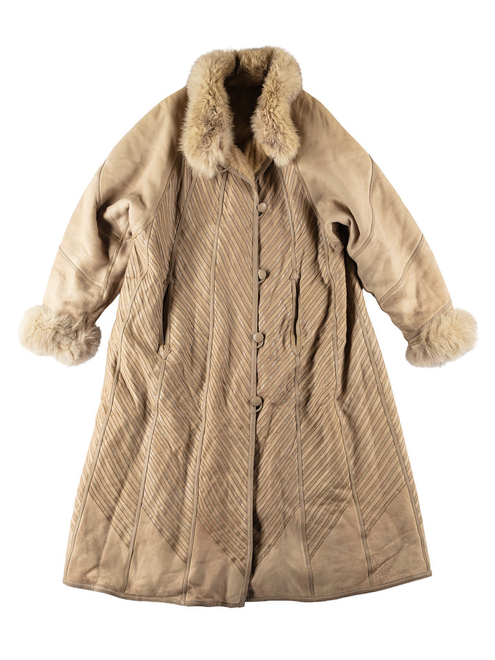 Vintage 90's Women Sheepskin Coat in Beige