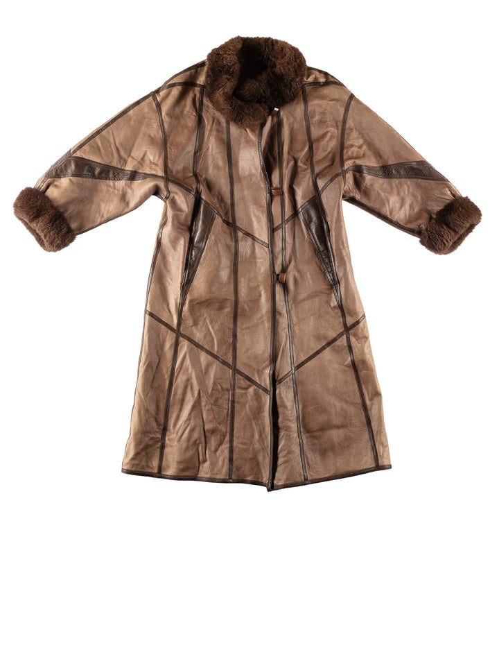 Vintage 70's Women Sheepskin Coat in BrownMN702