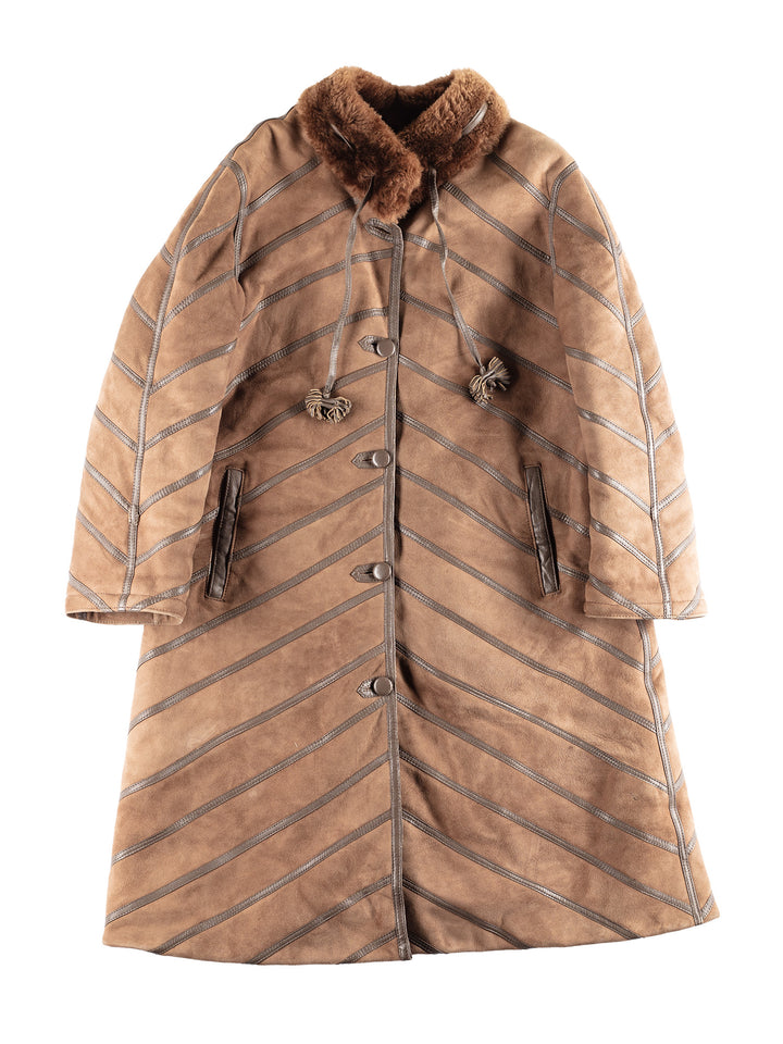 Vintage 00's Women Sheepskin Coat in Brown