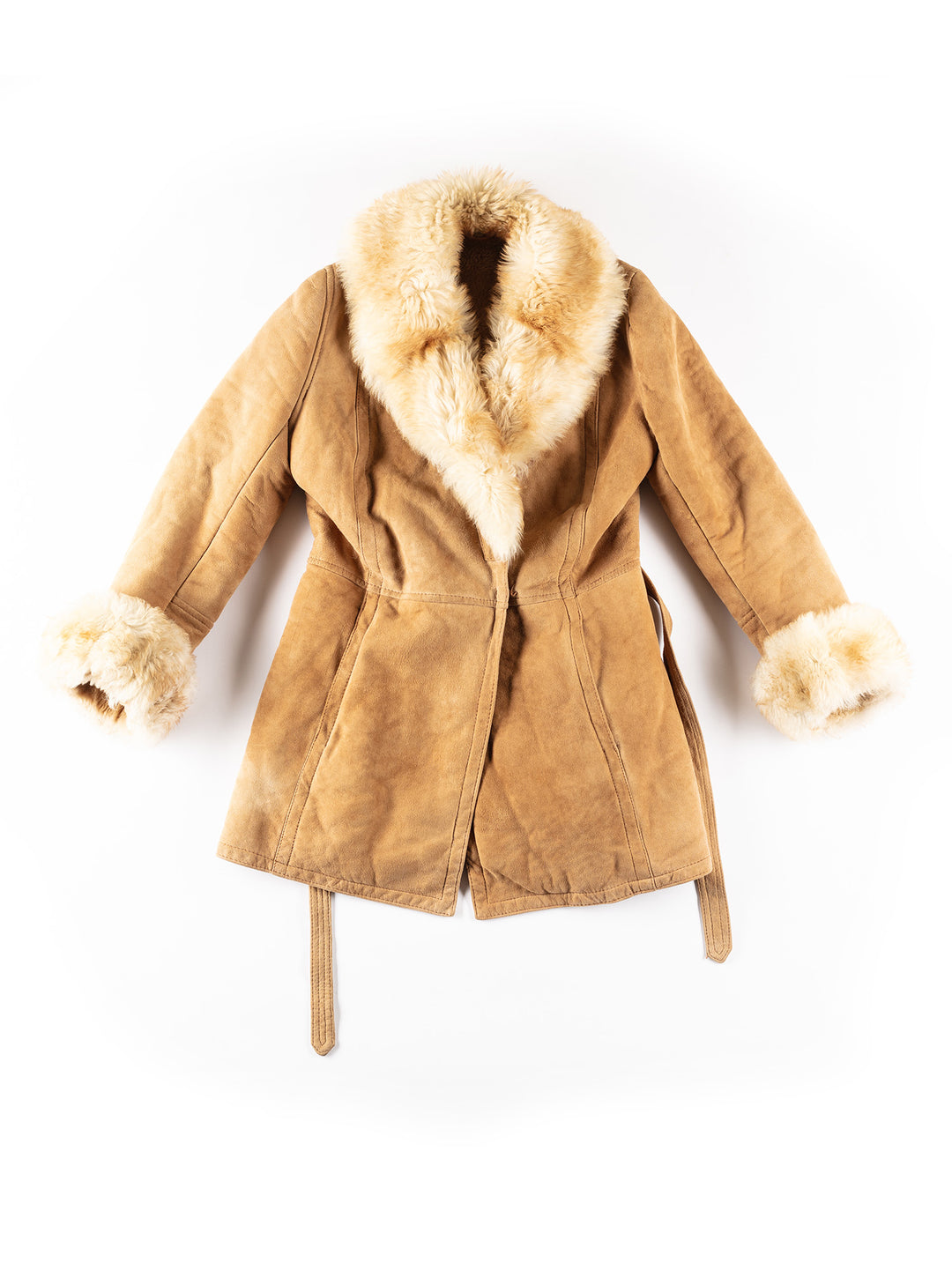Vintage 70's Women Sheepskin Coat in BeigeMN324