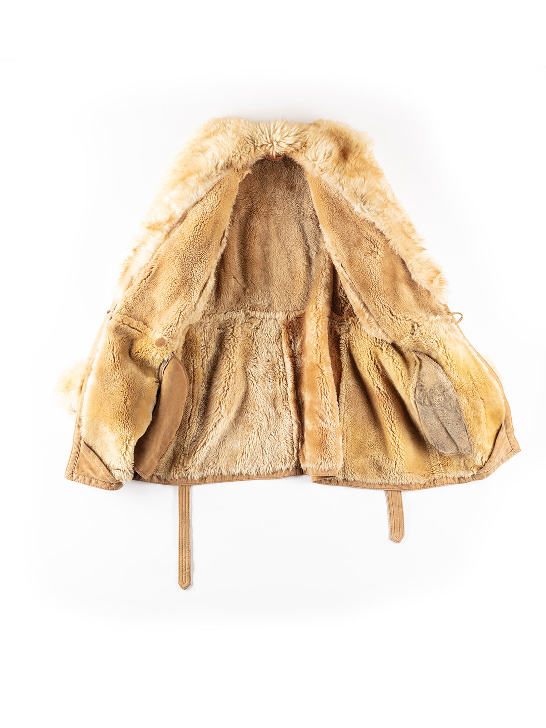Vintage 70's Women Sheepskin Coat in BeigeMN324