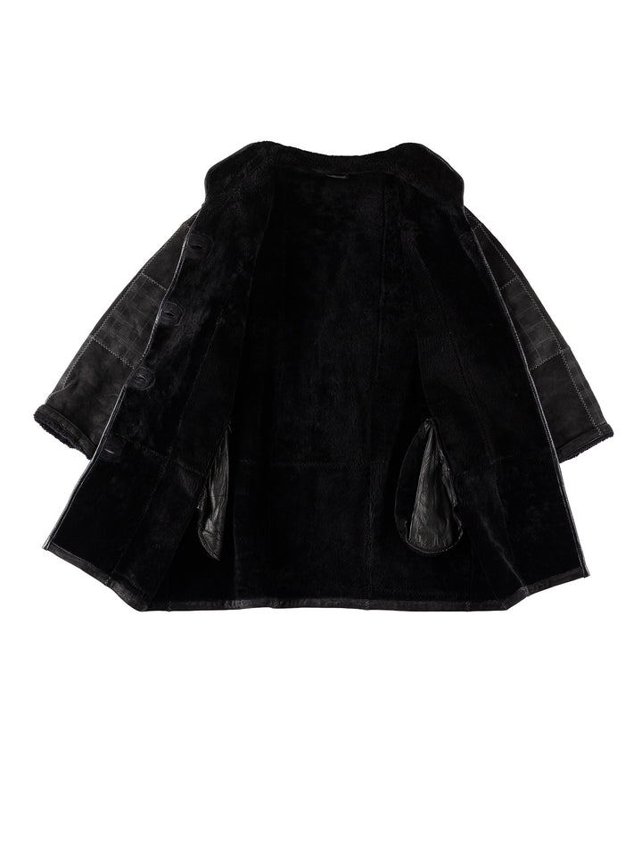 Vintage 90's Women Sheepskin Coat in BlackMN577
