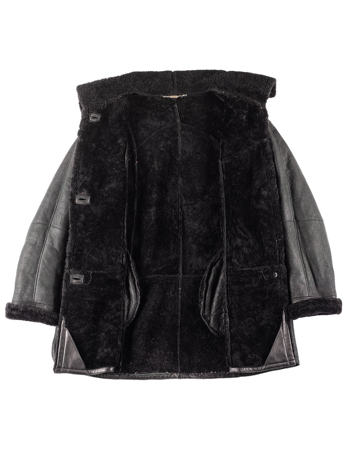 Vintage 90's Women Sheepskin Coat in Black