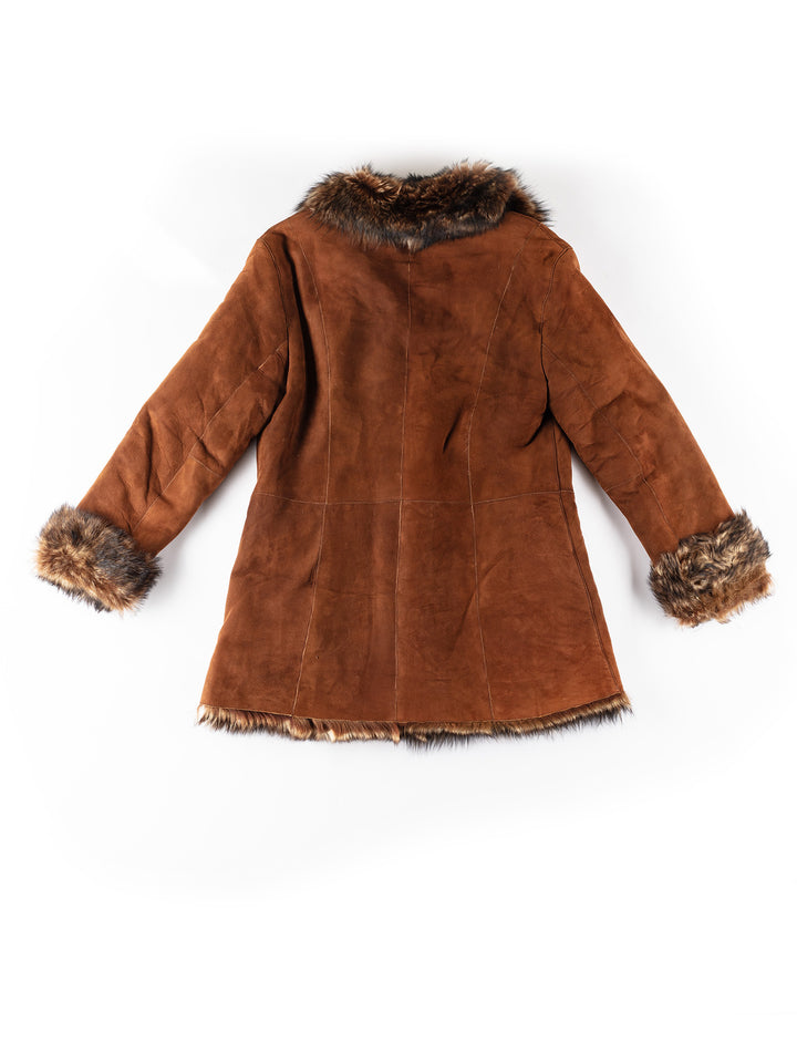 Vintage 70's Women Sheepskin Coat in BrownMN366