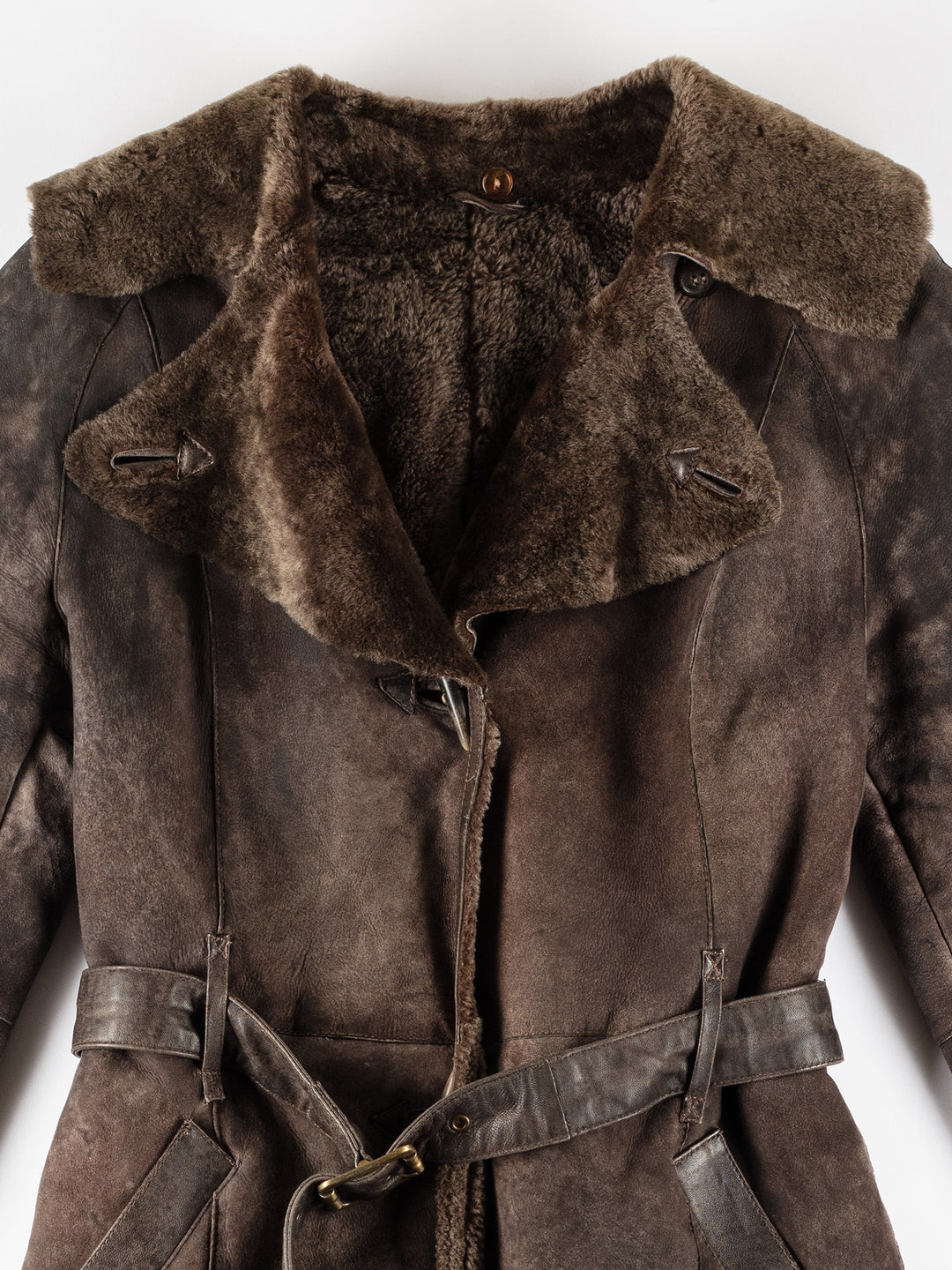 Vintage 70's Women Sheepskin Coat in BrownMN636