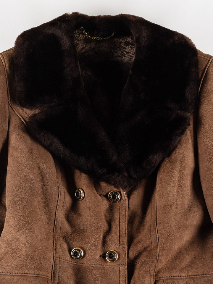 Vintage 70's Women Sheepskin Coat in BrownMN747