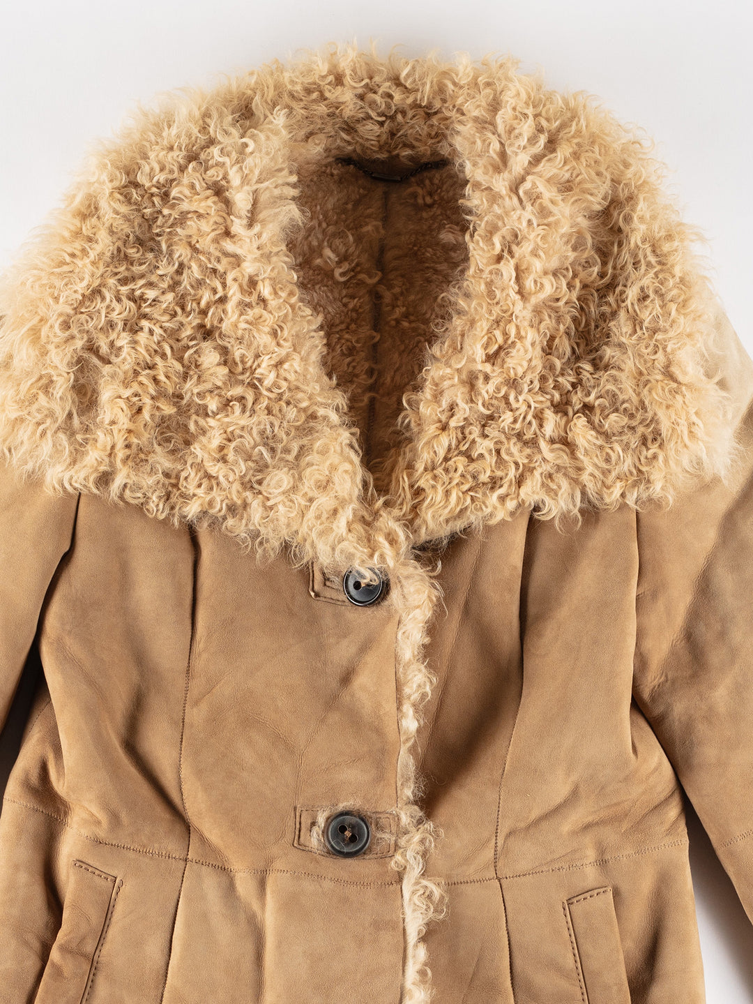 Vintage 70's Women Sheepskin Coat in BeigeMN628