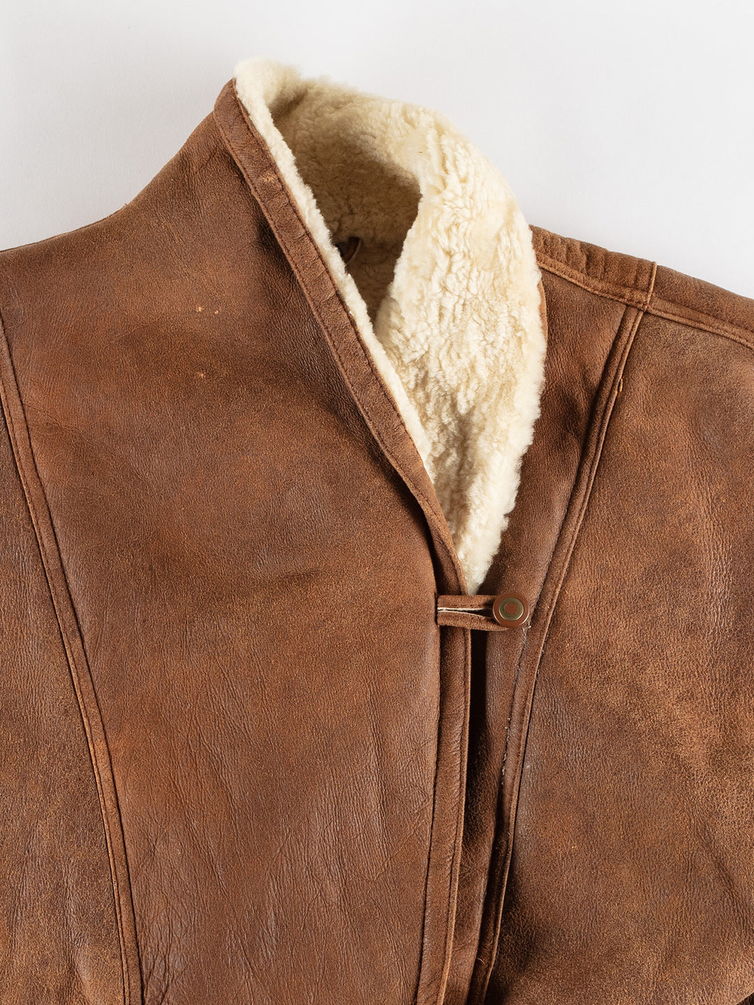 Vintage 80's Women Sheepskin Coat in BrownMN665