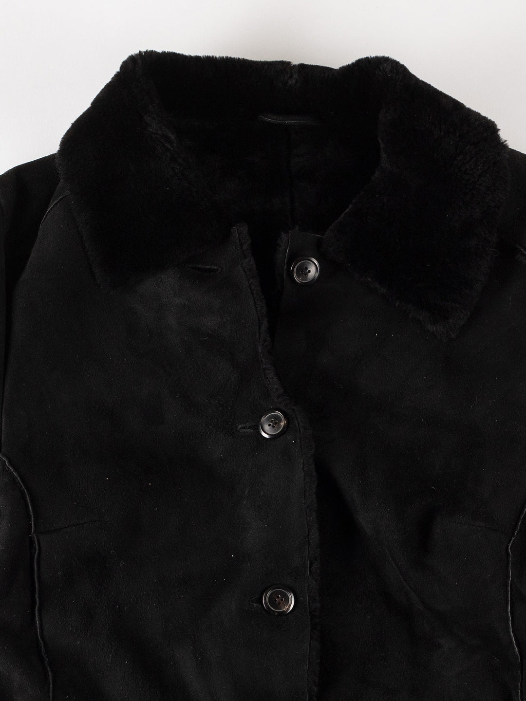 Vintage 80's Women Sheepskin Jacket in BlackMN571