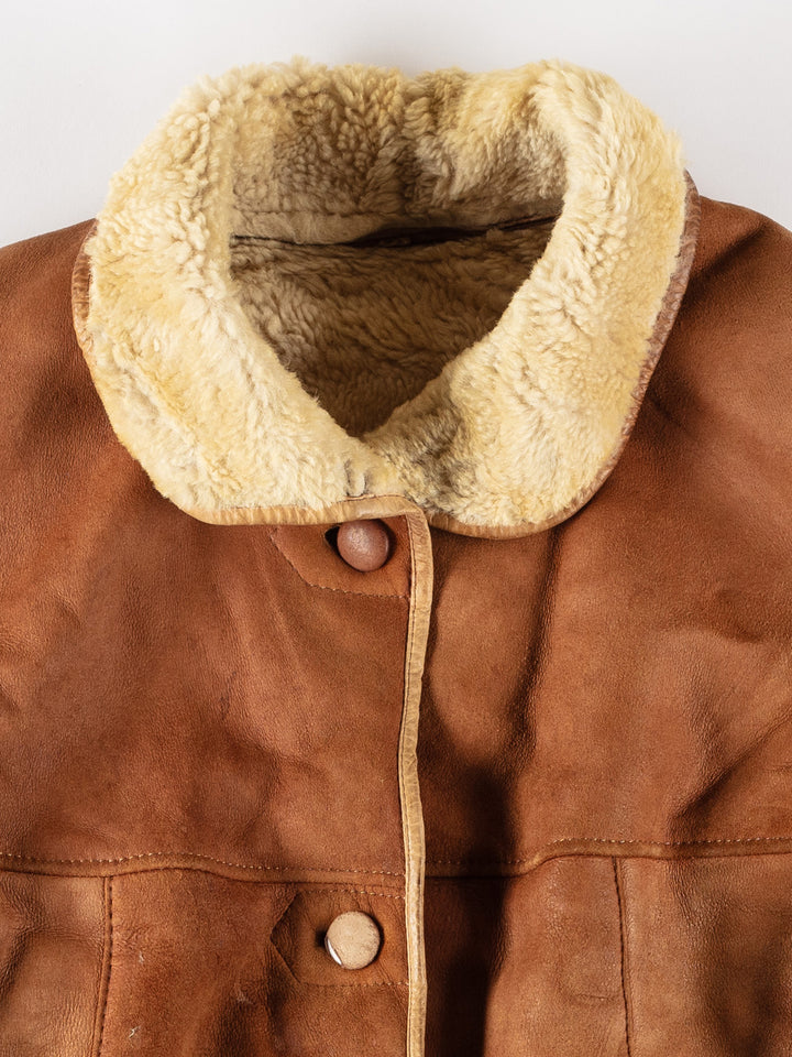 Vintage 90's Women Sheepskin Coat in BrownMN608