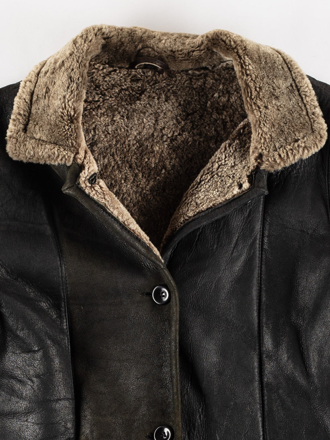 Vintage 80's Men Sheepskin Coat in BlackVN469